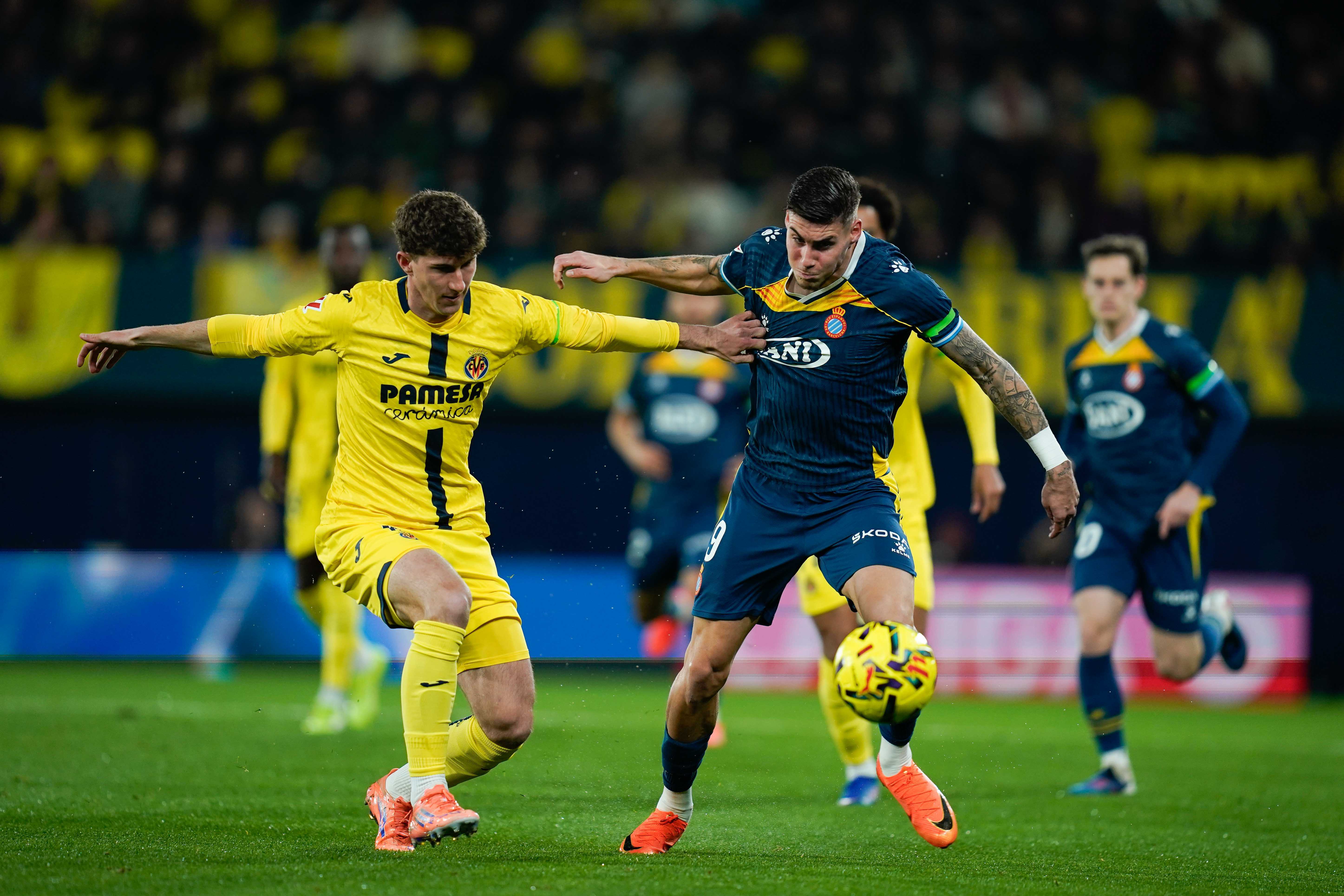 客场不敌黄潜，新援首秀献助攻