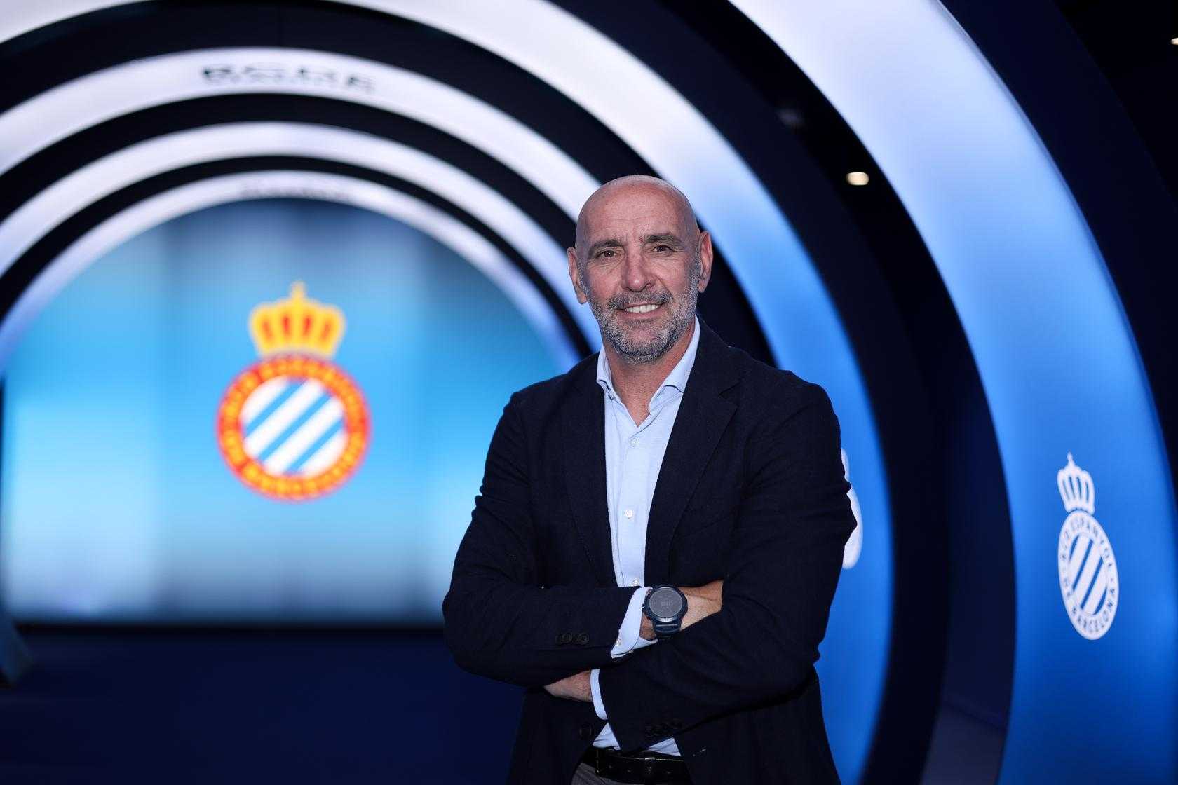 Presentación oficial de Monchi como nuevo director general deportivo