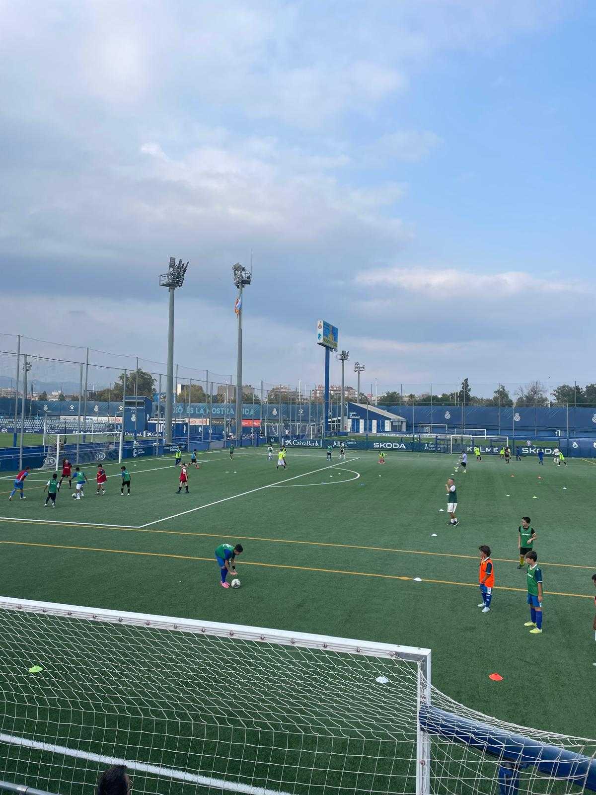 Gran éxito de participación en las primeras pruebas de selección de la Escola RCDE