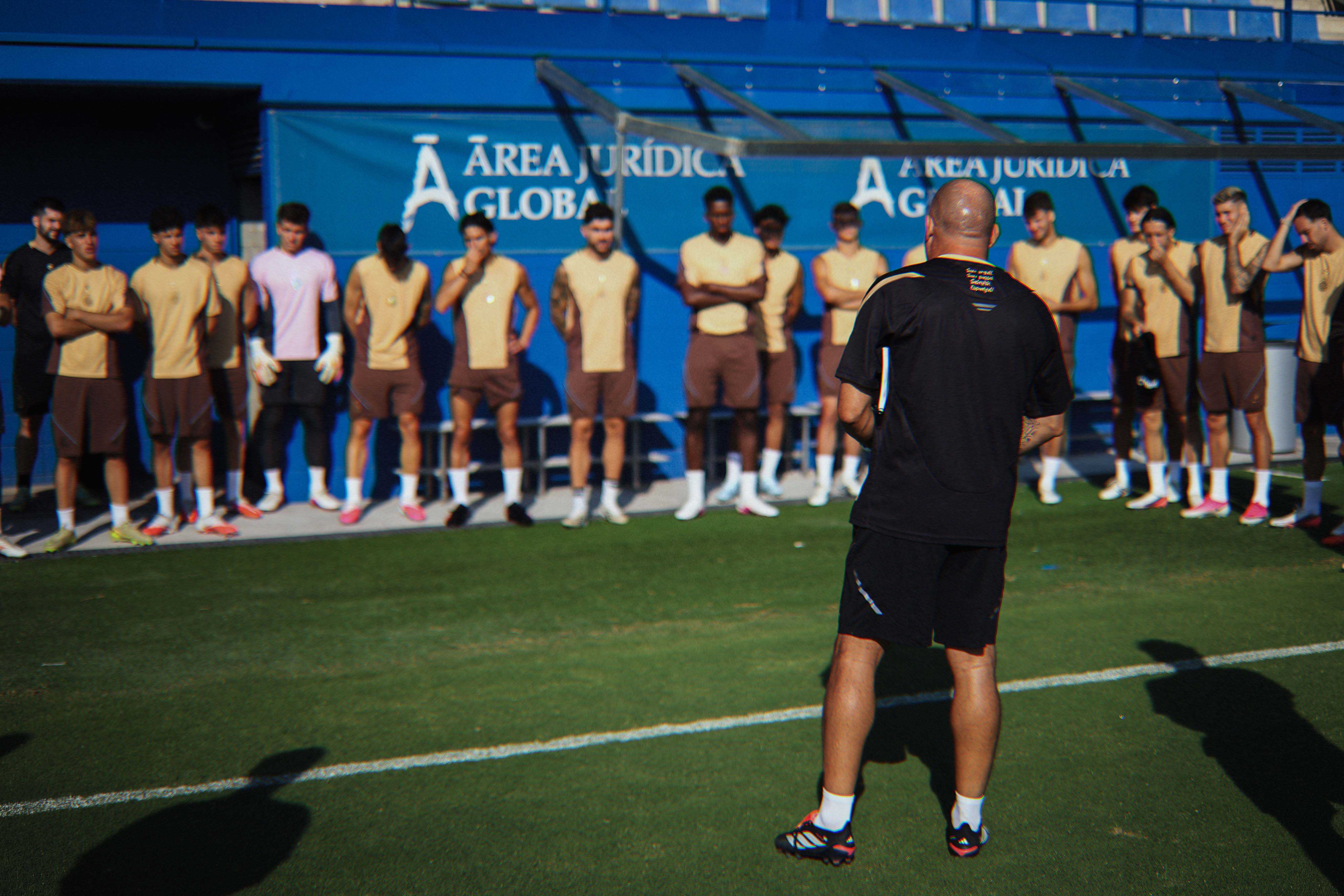 Convocatoria para el Coventry City Building Arena
