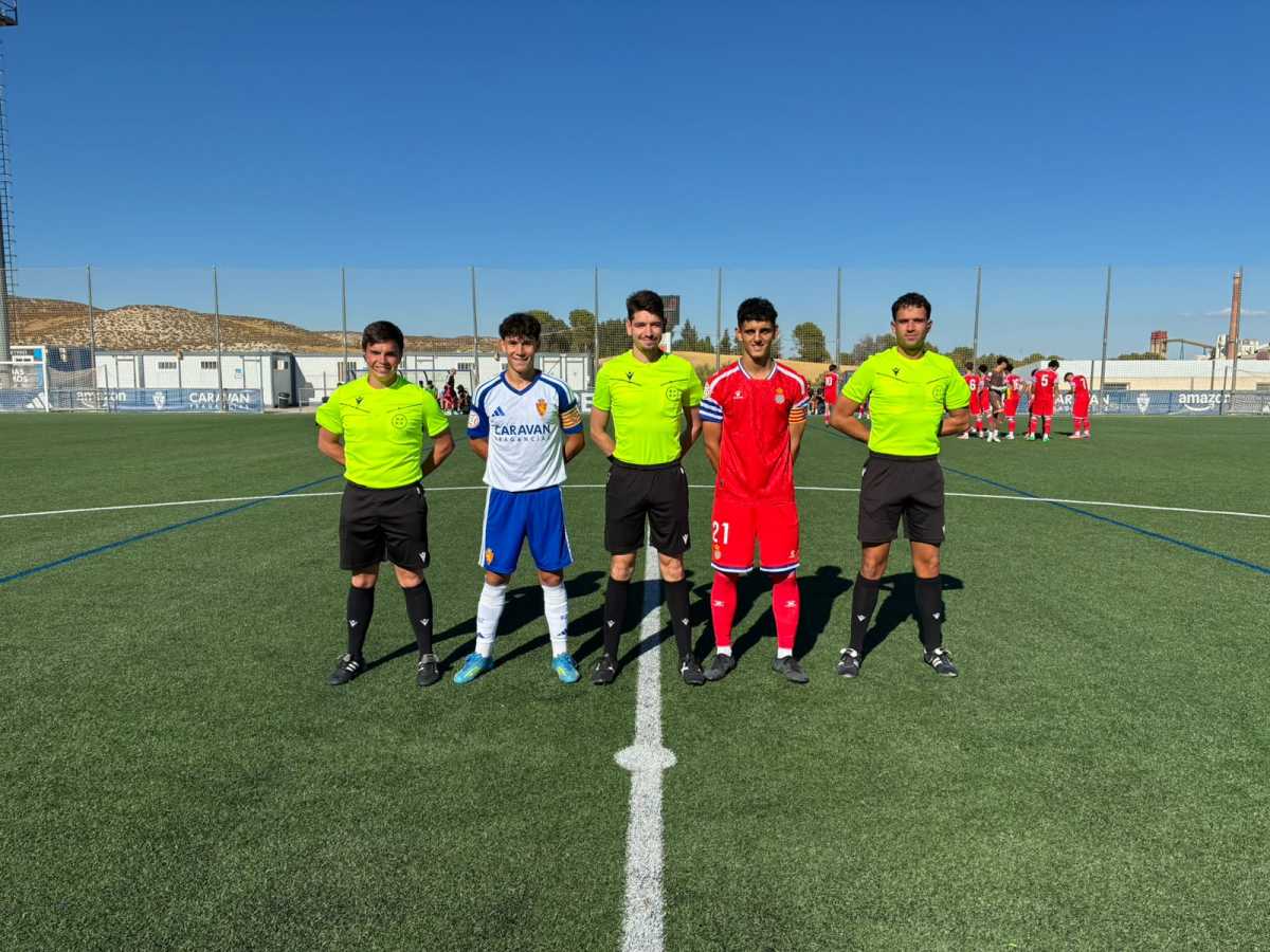 Under-19s maintain perfect record