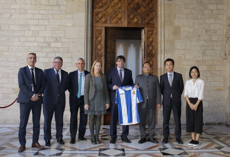 陈雁升主席拜会加泰罗尼亚大区主席布奇蒙特和巴塞罗那市市长科拉乌